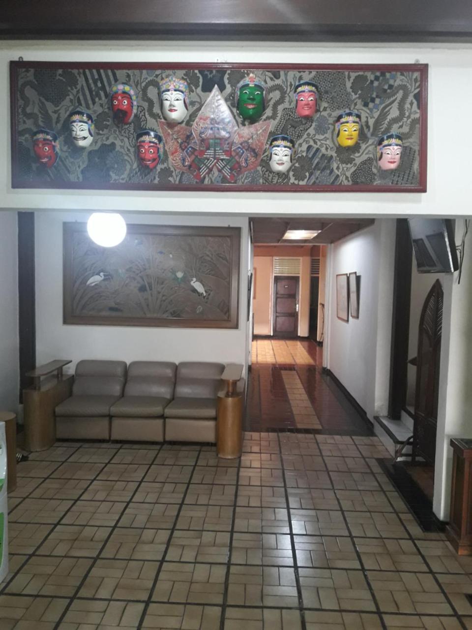 Hotel Menara マラン エクステリア 写真